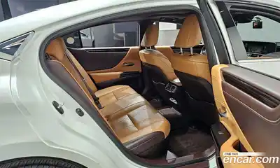 Lexus ES 2020 2.5 гидро в Москве № 862013, миниатюра 12