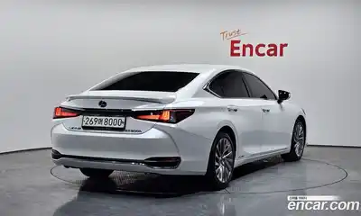 Lexus ES 2020 2.5 гидро в Москве № 862013, миниатюра 2