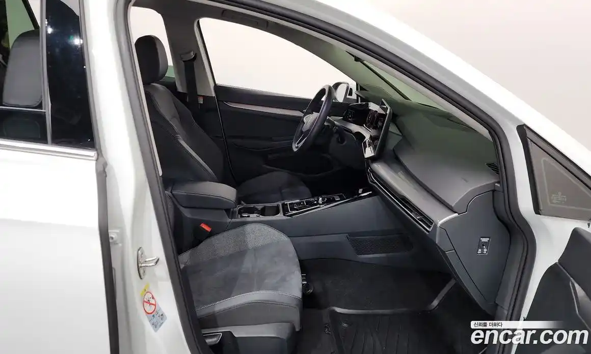 Volkswagen Golf 2025 2.0 гидро в Москве № 862208, фото 11