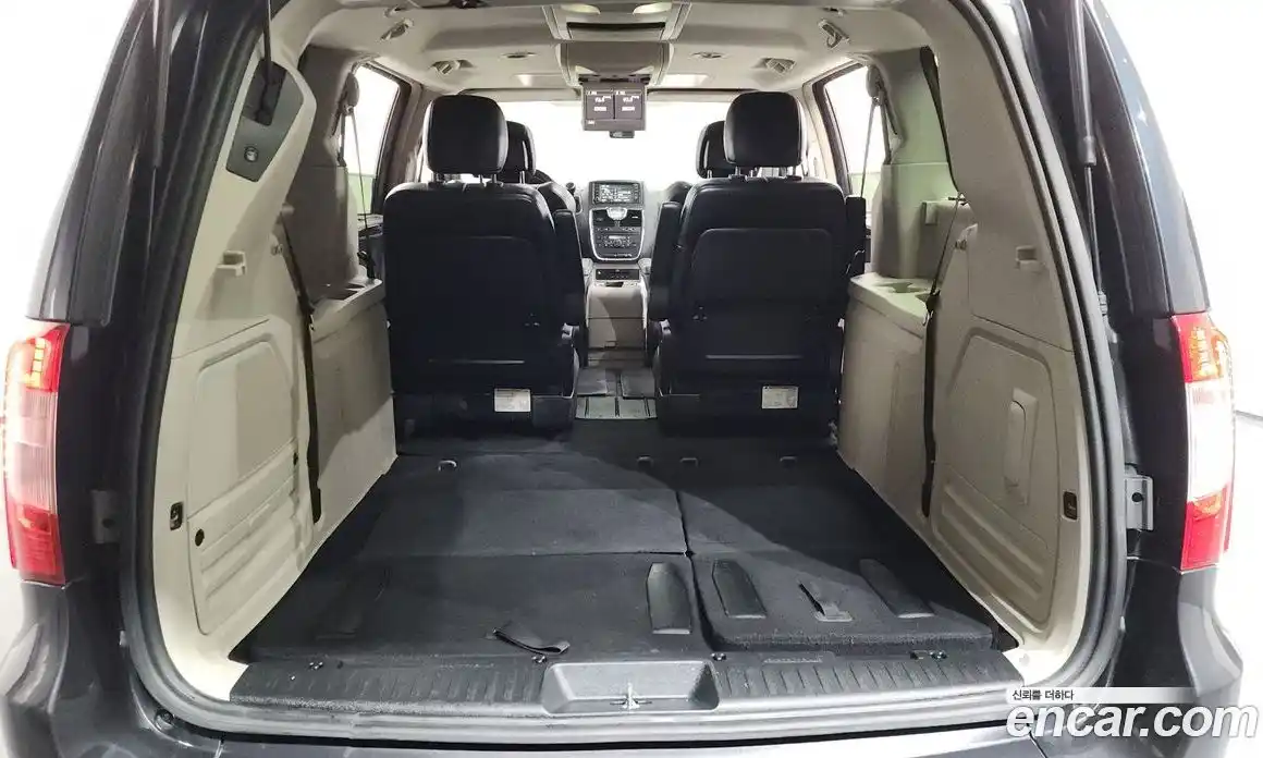 Chrysler Grand Voyager 2014 3.6 гидро в Москве № 864419, фото 20