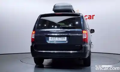 Chrysler Grand Voyager 2014 3.6 гидро в Москве № 864419, миниатюра 4