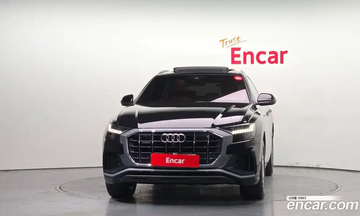 Audi Q8 2021 3.0 Автомат в Москве № 894135, фото 3