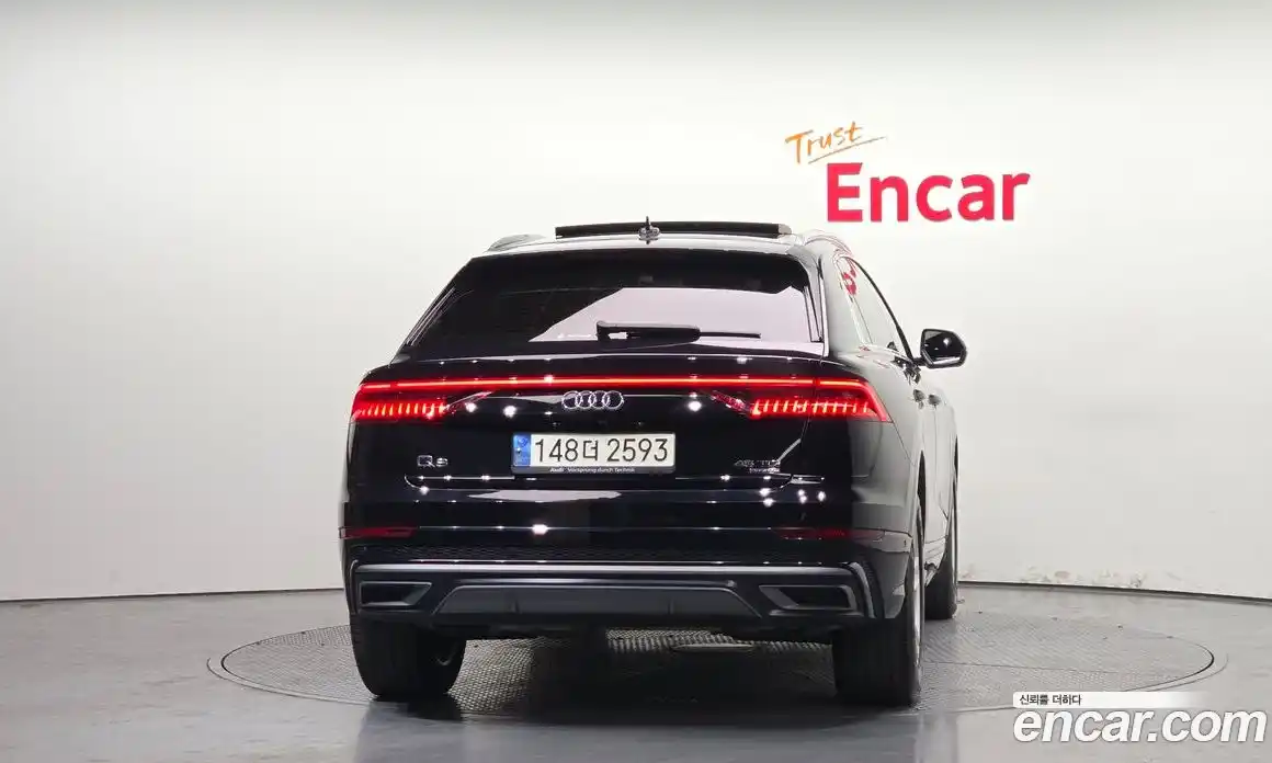 Audi Q8 2021 3.0 Автомат в Москве № 894135, фото 4