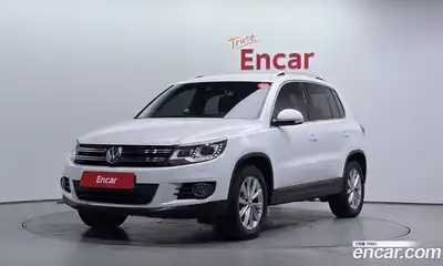 Volkswagen Tiguan, 2012