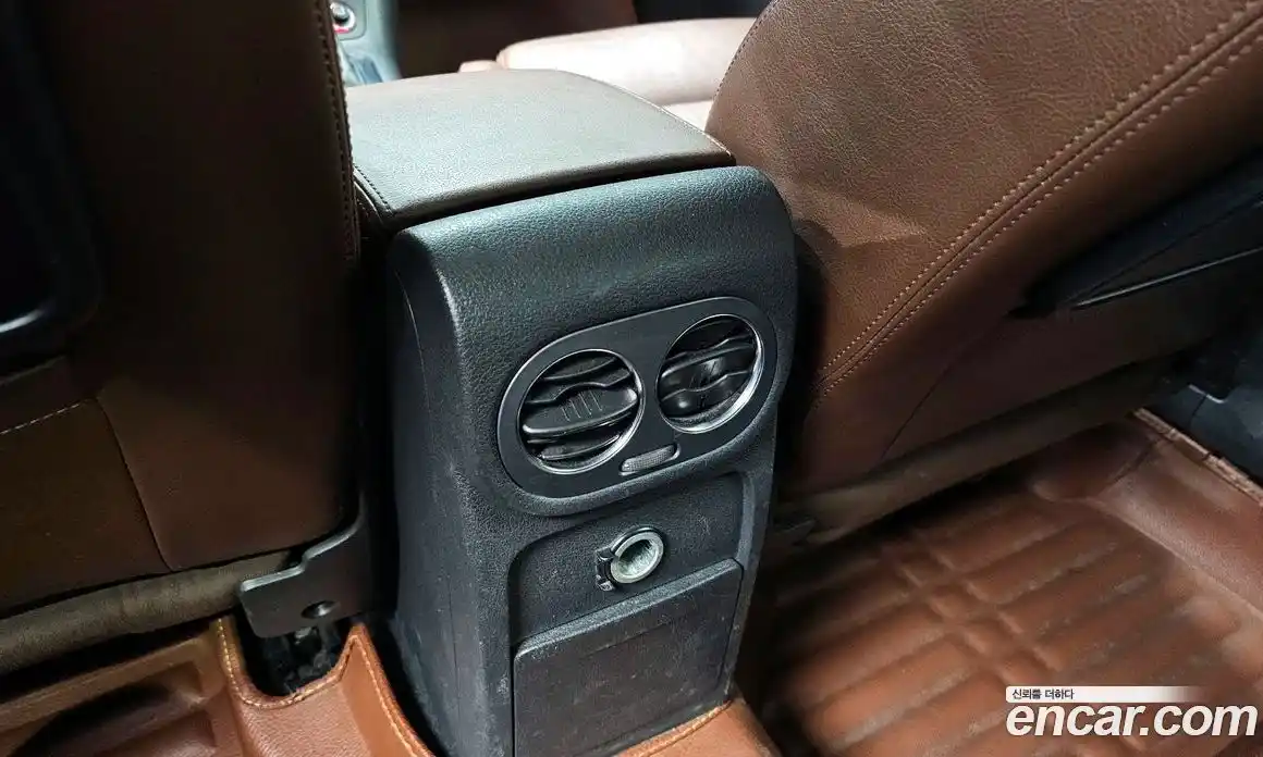Volkswagen Tiguan 2012 2.0 гидро в Москве № 896161, фото 19