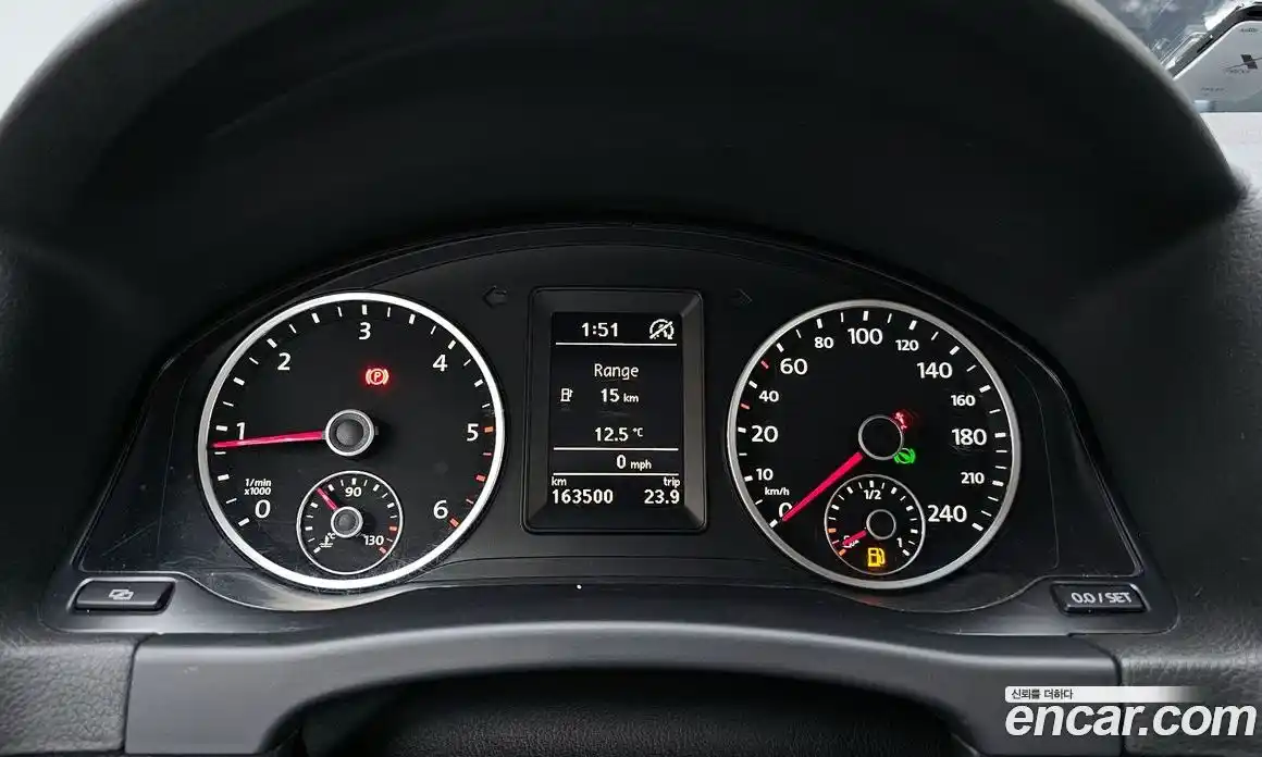 Volkswagen Tiguan 2012 2.0 гидро в Москве № 896161, фото 8