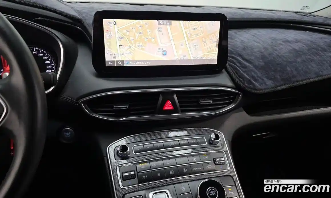 Hyundai Santa Fe 2021 2.5 Автомат в Москве № 927312, фото 14