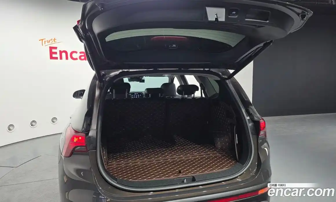 Hyundai Santa Fe 2021 2.5 Автомат в Москве № 927312, фото 20