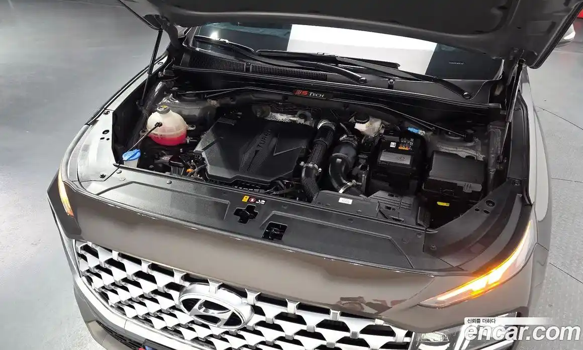 Hyundai Santa Fe 2021 2.5 Автомат в Москве № 927312, фото 6