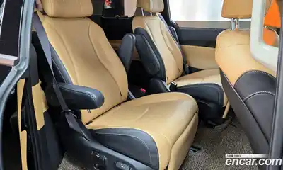 Kia Canival 2022 3.5 Автомат в Москве № 929214, миниатюра 12