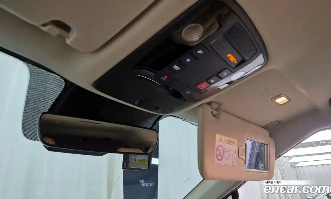 Kia Canival 2022 3.5 Автомат в Москве № 929214, фото 17