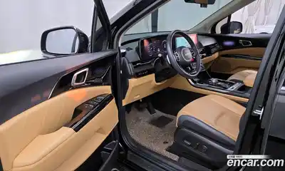 Kia Canival 2022 3.5 Автомат в Москве № 929214, миниатюра 10