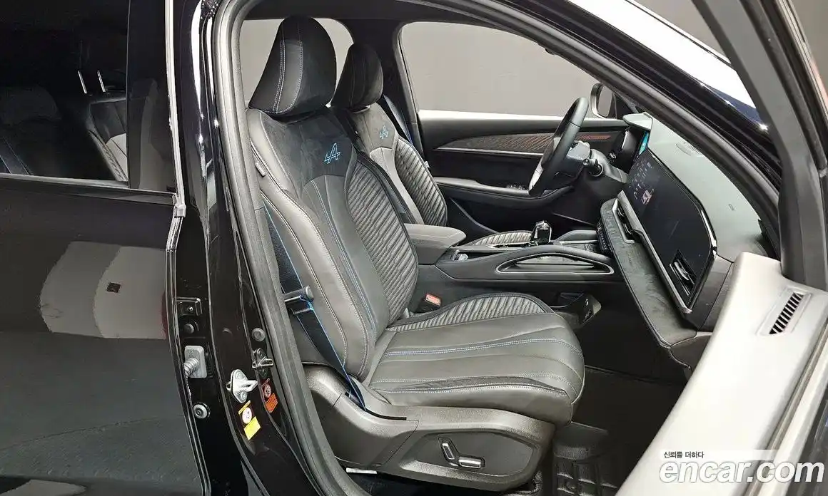 Renault Grand Koleos 2025 1.5 гидро в Москве, фото 12