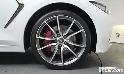 Genesis G70 2018 2.0 Автомат в Москве № 973353, миниатюра 4