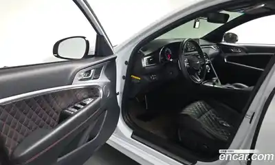 Genesis G70 2018 2.0 Автомат в Москве № 973353, миниатюра 10