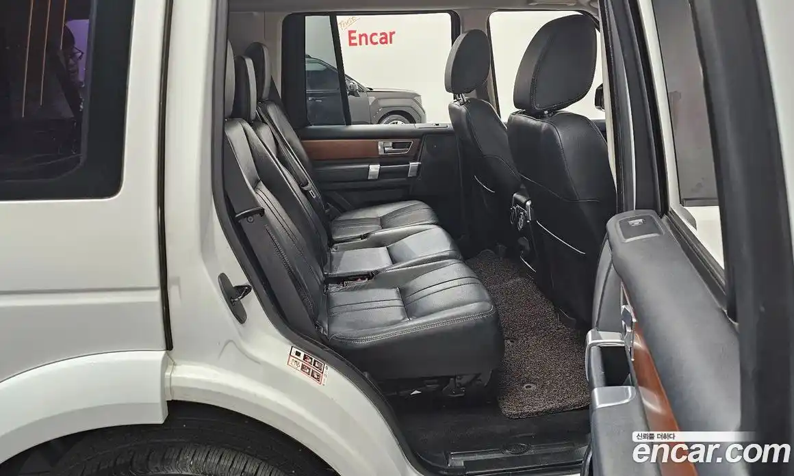 Land Rover Discovery 2015 3.0 гидро в Москве № 975699, фото 12