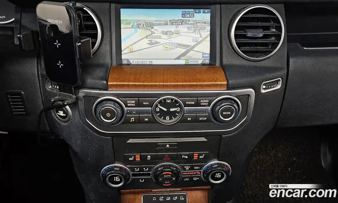 Land Rover Discovery 2015 3.0 гидро в Москве № 975699, фото 16