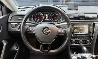 Volkswagen Passat 2018 2.0 гидро в Москве № 976033, миниатюра 12