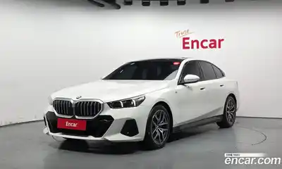 BMW 5-Series, 2025
