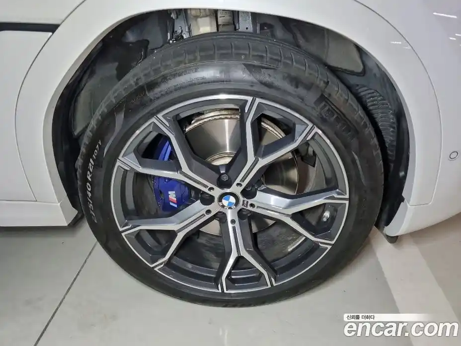 BMW X6 2023 3.0 гидро в Москве № 1000965, фото 12
