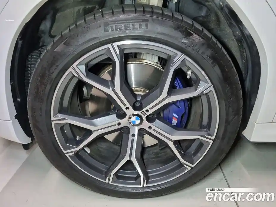 BMW X6 2023 3.0 гидро в Москве № 1000965, фото 15