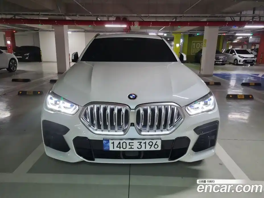 BMW X6 2023 3.0 гидро в Москве № 1000965, фото 4