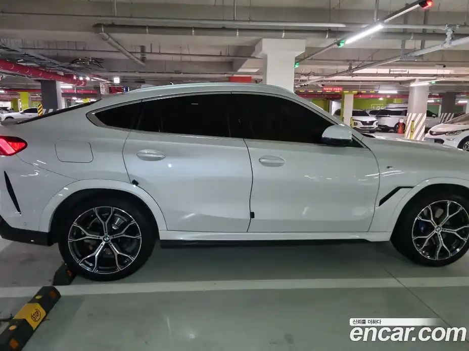 BMW X6 2023 3.0 гидро в Москве № 1000965, фото 10