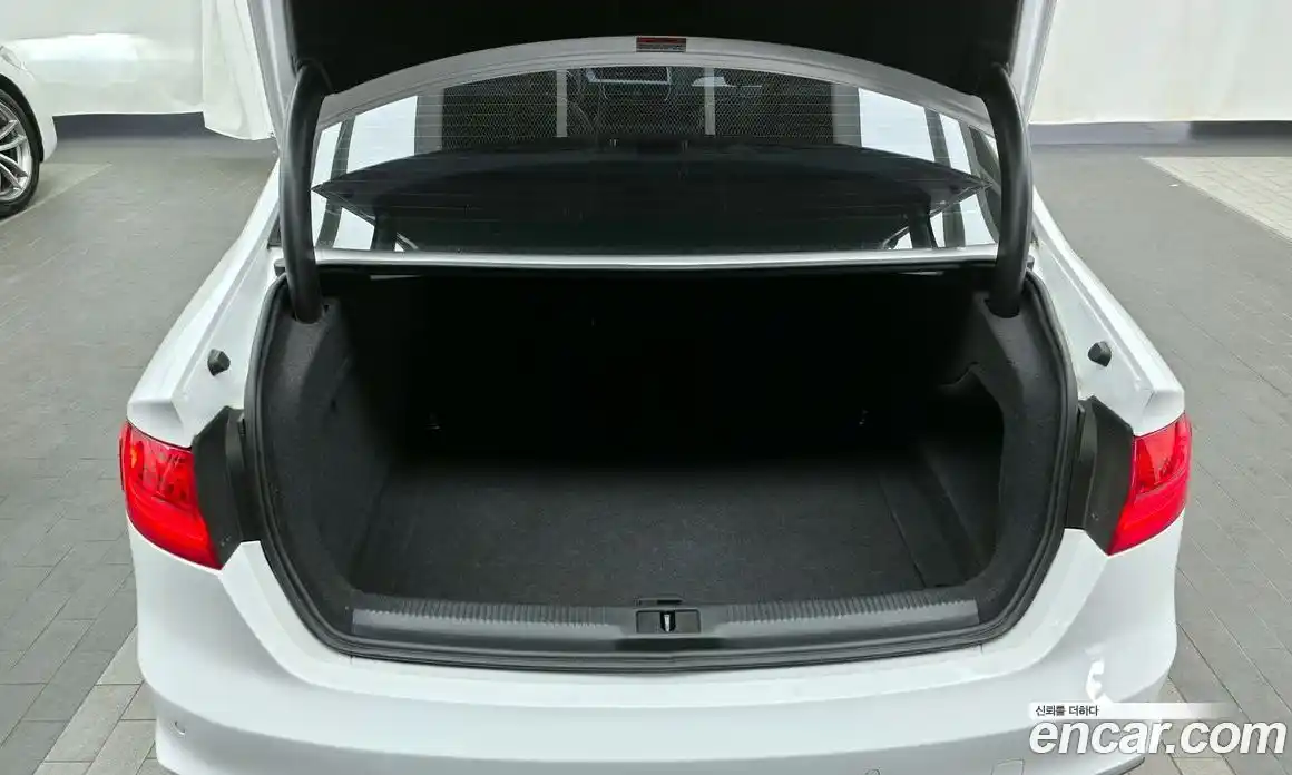 Audi A4 2015 2.0 Автомат в Москве № 1002029, фото 20