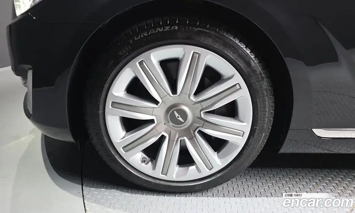 Genesis EQ900 2016 5.0 Автомат в Москве № 1003009, фото 4