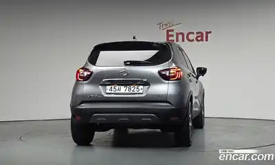 Renault QM3 2018 1.5 Автомат в Москве № 1003738, миниатюра 3
