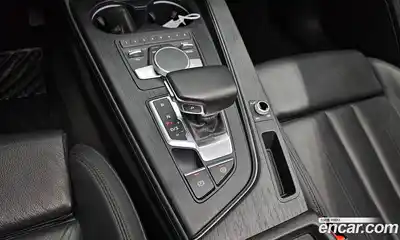 Audi A4 2019 2.0 Автомат в Москве № 1007146, миниатюра 9
