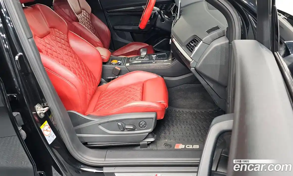Audi SQ5 2020 3.0 гидро в Москве № 1007836, фото 10