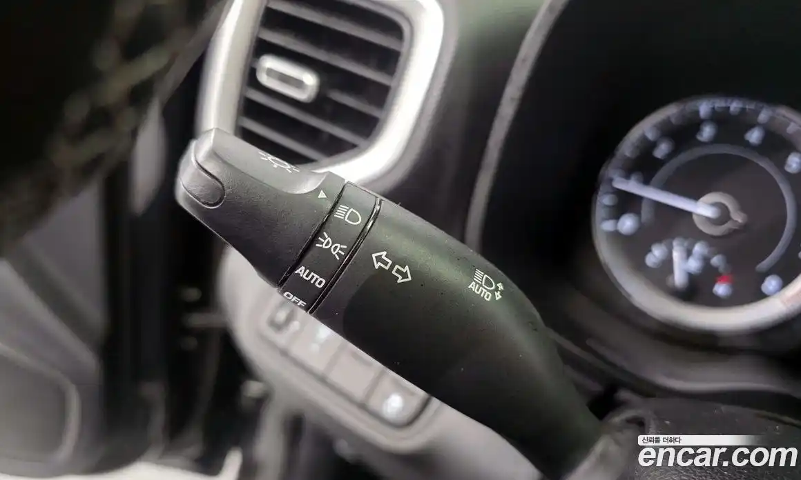 Hyundai Venue 2022 1.6 Автомат в Москве № 1008400, фото 16