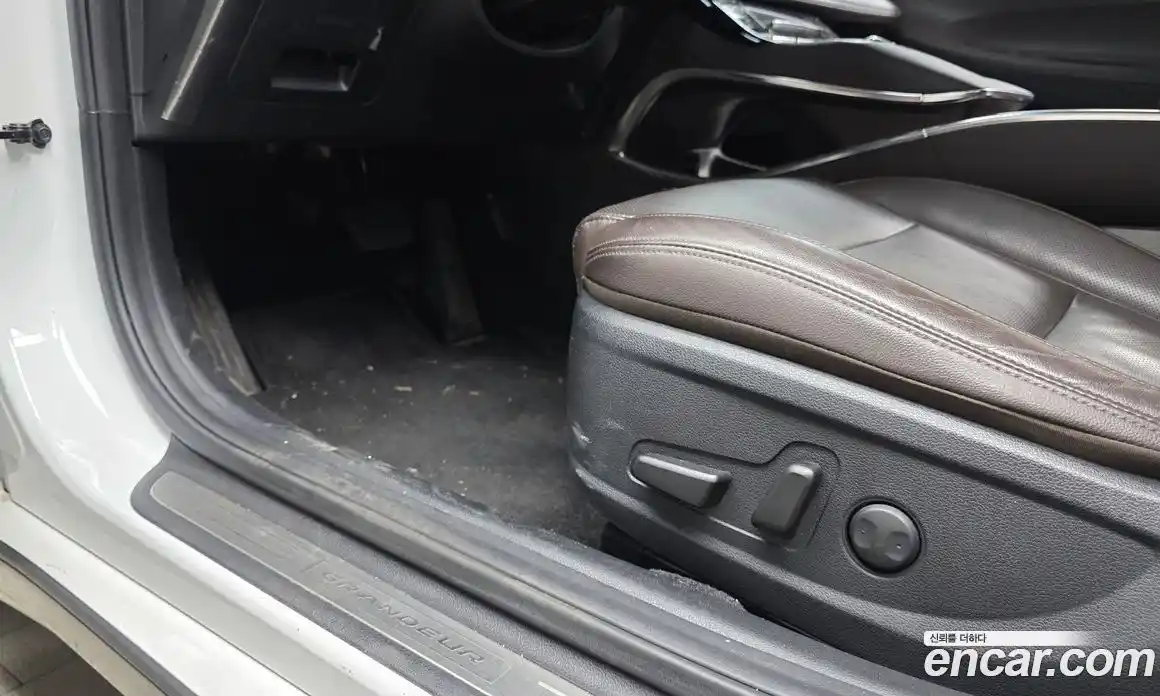 Hyundai Grandeur 2020 2.5 Автомат в Москве № 1008773, фото 17