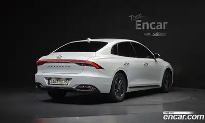 Hyundai Grandeur 2020 2.5 Автомат в Москве № 1008773, миниатюра 2
