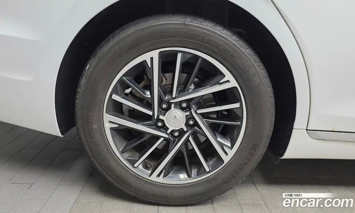 Hyundai Grandeur 2020 2.5 Автомат в Москве № 1008773, фото 5