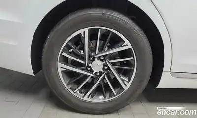 Hyundai Grandeur 2020 2.5 Автомат в Москве № 1008773, миниатюра 5