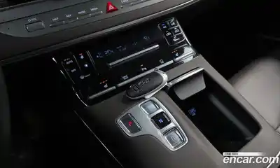 Hyundai Grandeur 2020 2.5 Автомат в Москве № 1008773, миниатюра 9