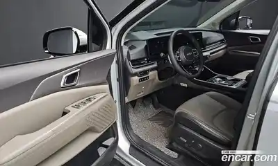 Kia Canival 2024 1.6 Автомат в Москве № 1009518, миниатюра 11