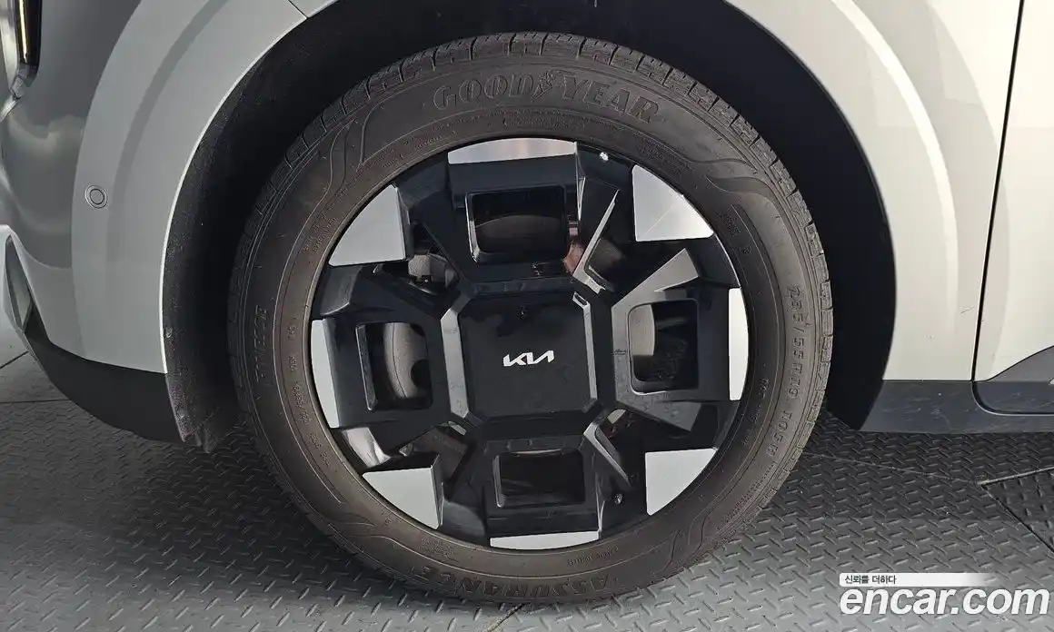 Kia Canival 2024 1.6 Автомат в Москве № 1009518, фото 5