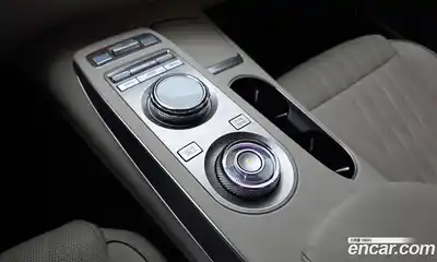 Genesis GV70 2024 2.5 Автомат в Москве № 1009919, миниатюра 9