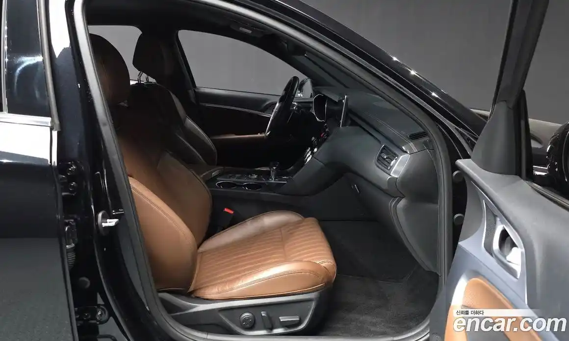 Genesis G70 2019 2.0 Автомат в Москве № 1010189, фото 11