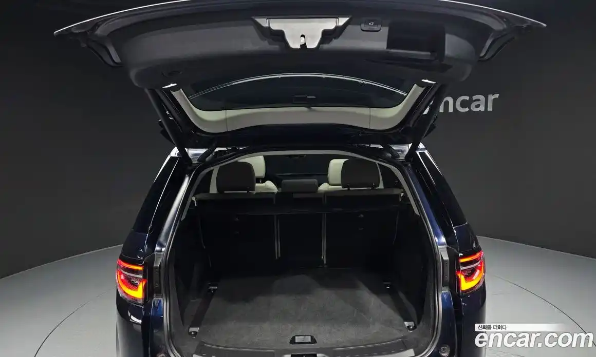 Land Rover Discovery Sport 2022 2.0 гидро в Москве № 1012958, фото 20