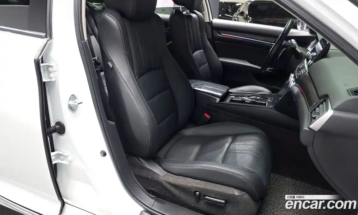 Honda Accord 2022 2.0 гидро в Москве № 1015336, фото 9