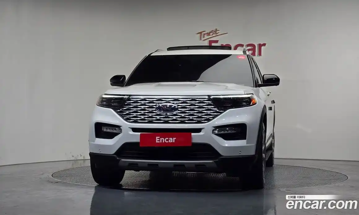 Ford Explorer 2023 3.0 гидро в Москве № 1015450, фото 3