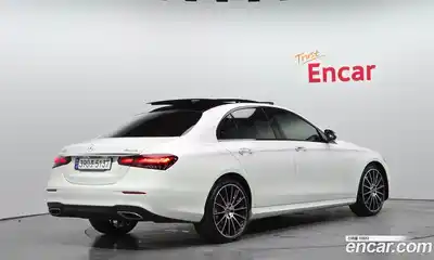 Mercedes-Benz E-Class 2022 2.0 гидро в Москве № 137678, миниатюра 2