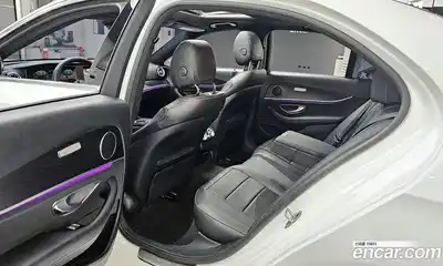 Mercedes-Benz E-Class 2022 2.0 гидро в Москве № 138768, миниатюра 11