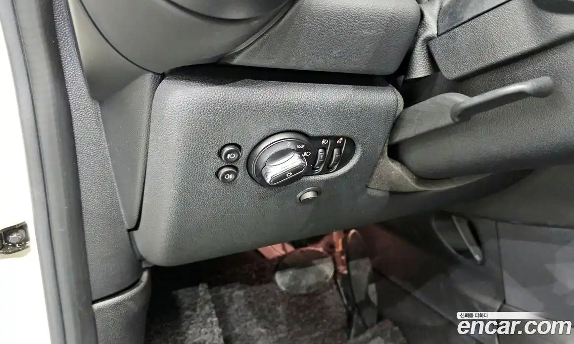 Mini Cooper 2014 1.5 гидро в Москве № 139368, фото 19