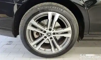 Mercedes-Benz E-Class 2022 2.0 гидро в Москве, миниатюра 5