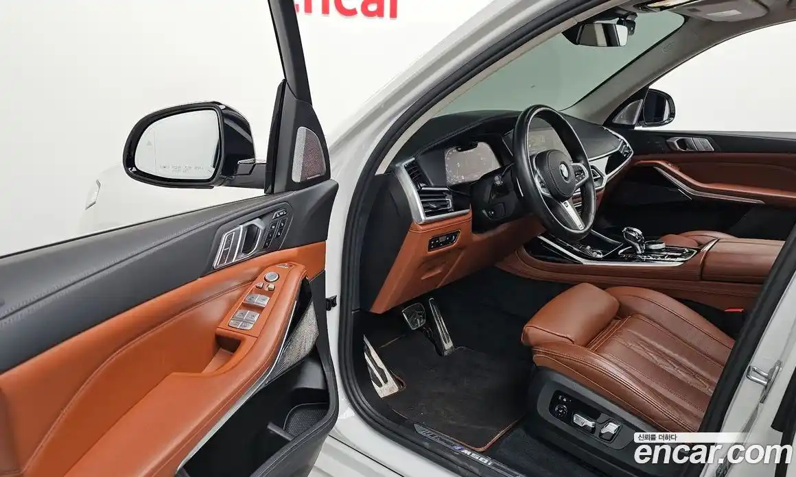 BMW X7 2021 4.4 гидро в Москве № 156668, фото 9